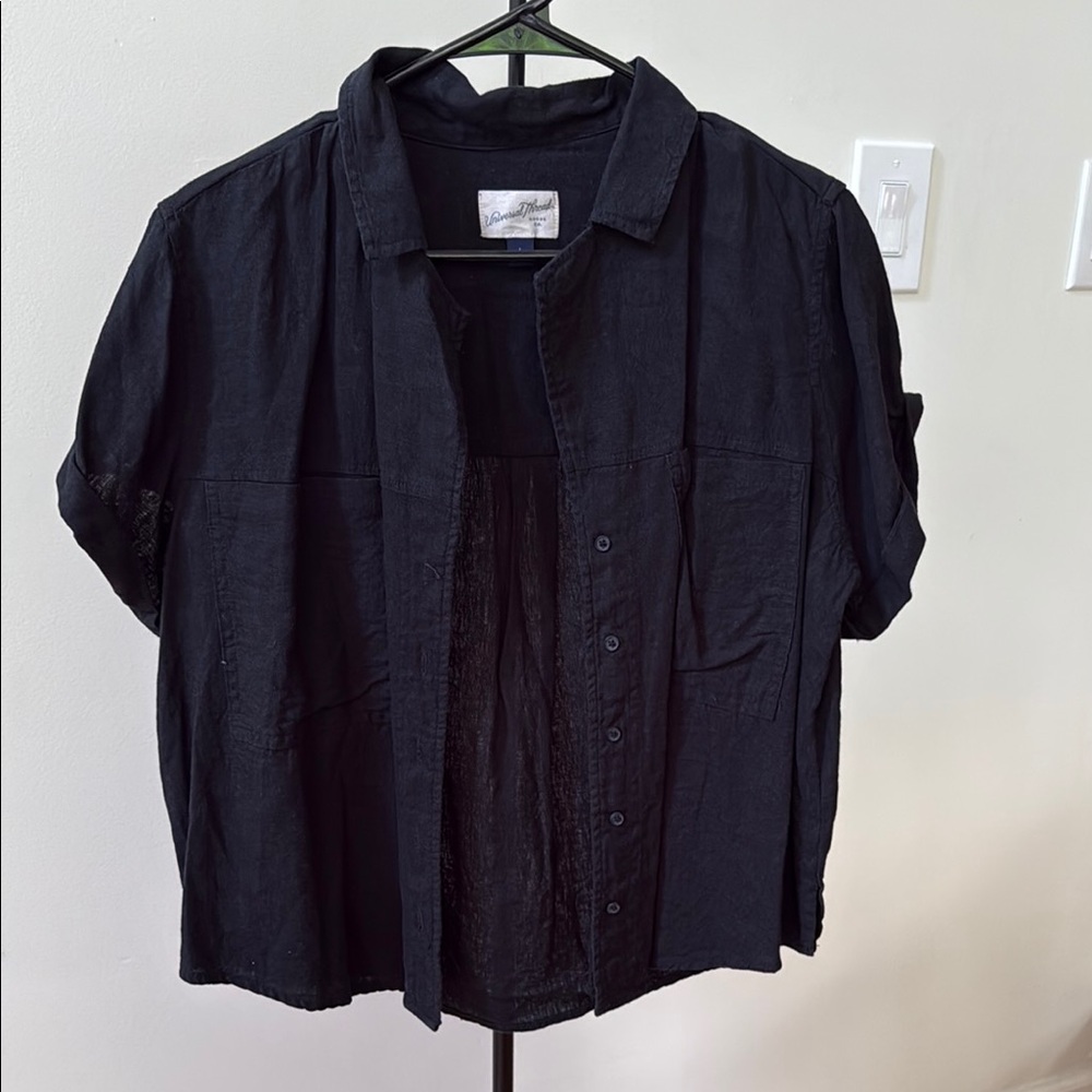 Universal Thread Classic Black Shirt